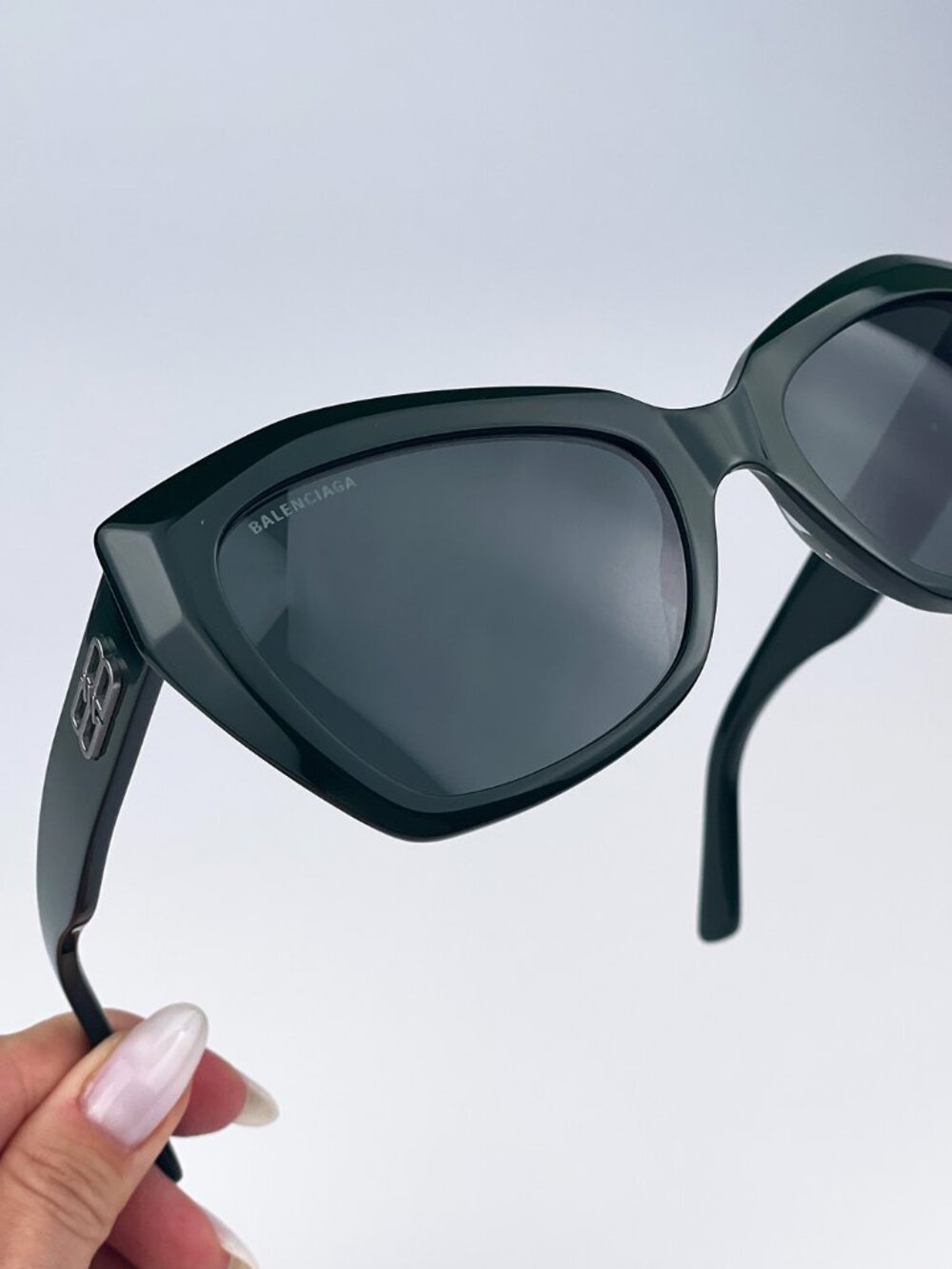 BALENCIAGA BB0271S 004 GREEN CAT EYE SUNGLASSES